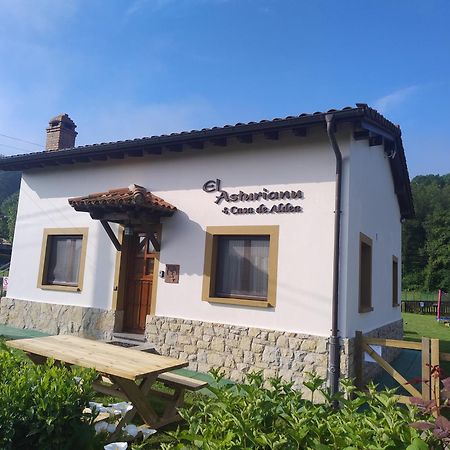 El Asturianu Cangas de Onís Exterior foto
