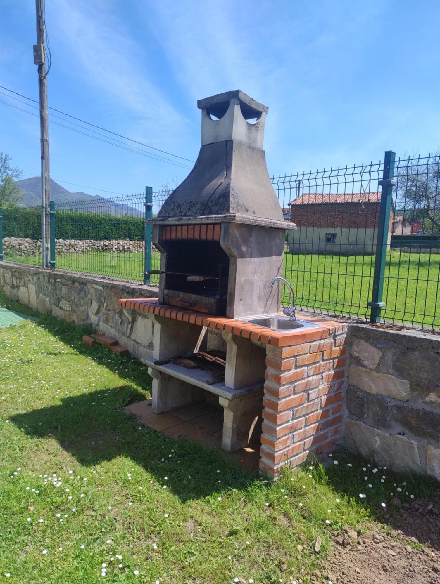 El Asturianu Cangas de Onís Exterior foto